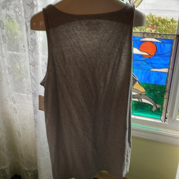 NWT Trader Bay Size XL Gone Fishing Sleeveless Tank Top - Picture 3 of 3